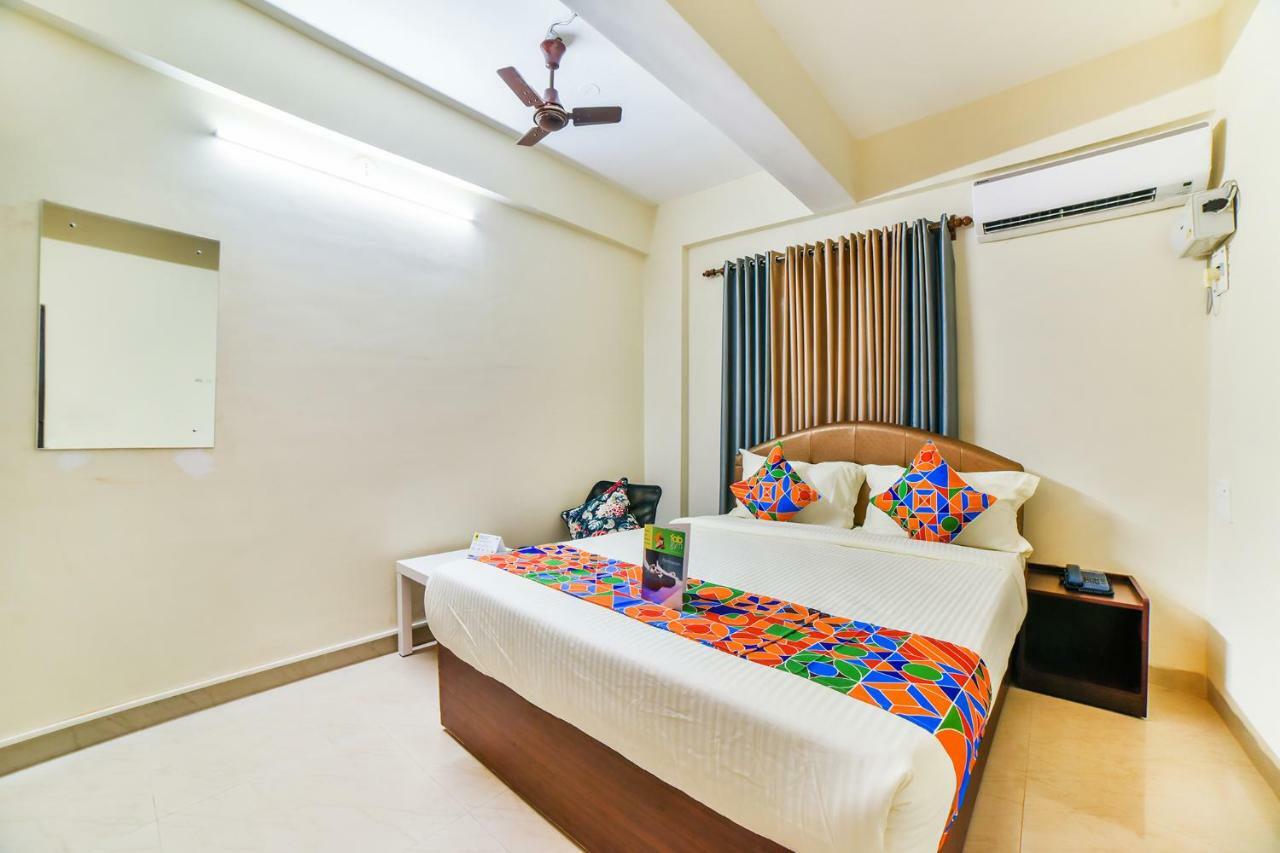 Fabhotel K7 Trends With Pool, Baga Beach - Nr Baga Beach Calangute Exterior photo